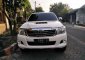 2011 Toyota Hilux G dijual -2