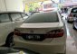 2015 Toyota Camry type V dijual -7