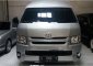 Toyota Hiace High Grade Commuter 2016 Van dijual-2