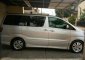 2005 Toyota Alphard 2.4 AT dijual-4