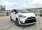 2017 Toyota Sienta V Dijual-1