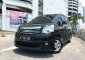 Toyota NAV1 2013 dijual cepat-5