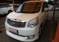 Toyota NAV1 2013 dijual cepat-2