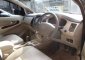 Toyota Kijang Innova 2005 dijual cepat-7