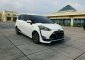 Butuh uang jual cepat Toyota Sienta 2017-0