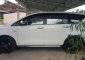 Toyota Kijang Innova Venturer dijual cepat-5