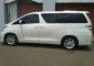 Toyota Vellfire 2013 dijual cepat-5