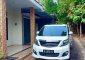 Butuh uang jual cepat Toyota Alphard 2012-3