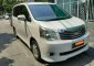 Butuh uang jual cepat Toyota NAV1 2014-3