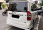 Butuh uang jual cepat Toyota NAV1 2013-0