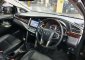 Toyota Kijang Innova E dijual cepat-7