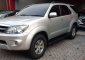 Jual Toyota Fortuner G Luxury harga baik-4