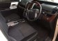 Toyota NAV1 2017 dijual cepat-7
