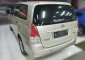 Toyota Kijang Innova 2010 dijual cepat-3