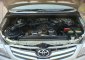 Jual Toyota Kijang Innova 2.0 G harga baik-8
