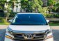 Butuh uang jual cepat Toyota Alphard 2015-2
