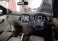 Toyota Kijang Innova V Luxury dijual cepat-12