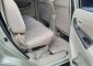 Jual Toyota Kijang Innova 2011 Manual-6