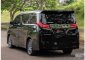 Butuh uang jual cepat Toyota Alphard 2017-8