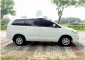 Toyota Kijang Innova 2011 dijual cepat-12