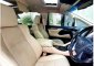 Butuh uang jual cepat Toyota Alphard 2017-2