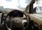 Butuh uang jual cepat Toyota Kijang Innova 2010-2