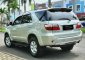 Toyota Fortuner 2011 dijual cepat-9