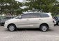 Butuh uang jual cepat Toyota Kijang Innova 2012-10