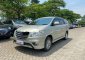 Jual Toyota Kijang Innova V Luxury harga baik-4