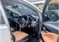 Toyota Kijang Innova V dijual cepat-13