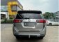 Toyota Kijang Innova V dijual cepat-14
