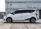 Toyota Sienta V dijual cepat-6
