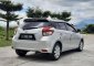 Toyota Yaris E dijual cepat-6