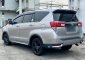 Butuh uang jual cepat Toyota Venturer 2019-15