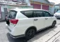 Toyota Venturer 2018 dijual cepat-4