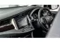 Toyota Venturer 2020 dijual cepat-4