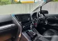 Toyota Vellfire 2017 bebas kecelakaan-13