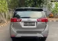 Toyota Kijang Innova 2017 dijual cepat-11